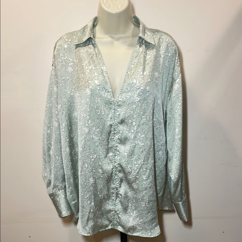Zara Mint Green Floral Button Down Shirt